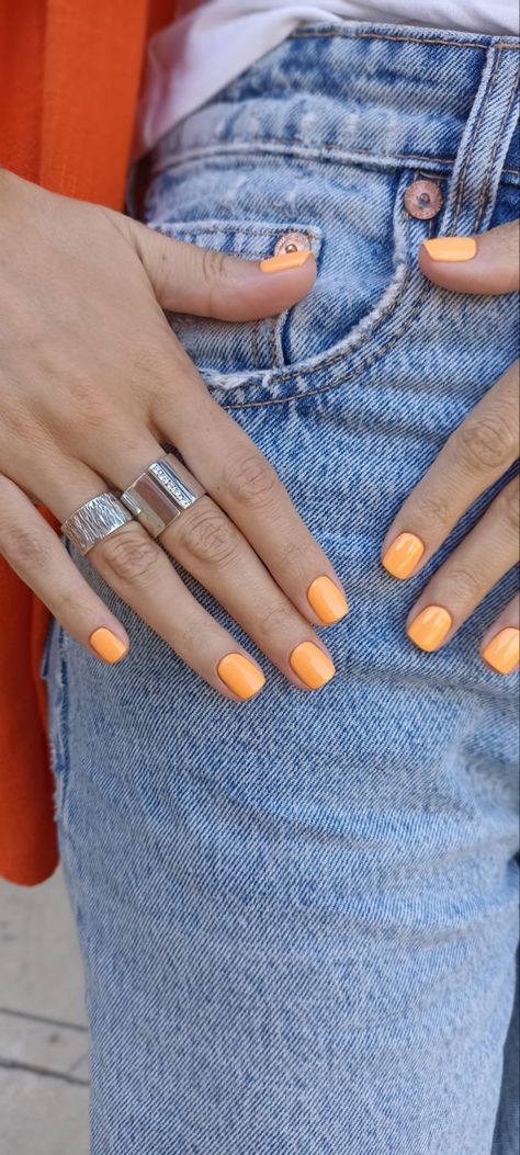 Orange Polish Nail Designs, Orange Creamsicle Nail Color, Creamy Orange Nails, Orange Dreamsicle Nails, Creamsicle Orange Nails, Orange Sherbet Nails, Orange Creamsicle Nails, Orange Fingernails, Pale Orange Nails