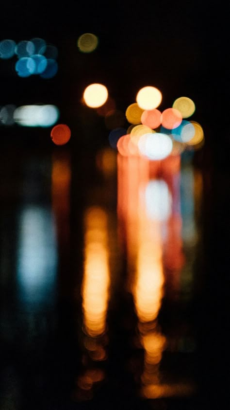 Blurred Lights Aesthetic, Bokeh Art, Blurred Aesthetic, Light Pictures, Bokeh Overlay, Blurred Lights, Blur Photography, Lights At Night, Bokeh Photography