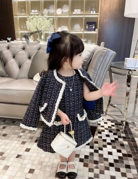 Chanel Kids, Baby Chanel, Girls Winter Dresses, Kids Dress Collection, Fashion Baby Girl, Fashion Baby Girl Outfits