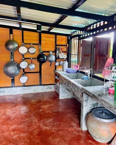 Counter Kitchen Ideas, Concrete Counter Kitchen, Kitchen Window Design, Kitchen Renovation Design, Counter Kitchen, Thai Kitchen, Bamboo House Design, Dirty Kitchen, Simple Kitchen Design