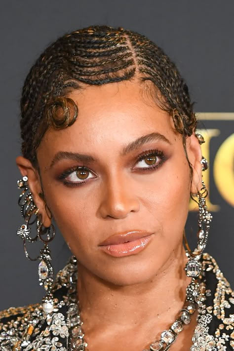 Beyonce Hair Braids, Beyonce Cornrows, Beyonce Braids, Beyonce Hair, Finger Wave Hair, Twisted Hair, Finger Waves, Beyonce Queen, Make Up Inspiration