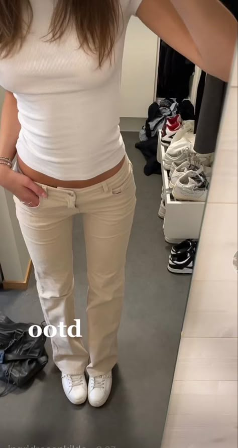 Low Rise Jeans Stockholm, Beige Low Rise Pants Outfit, Low Rise Tan Pants Outfits, Beige Low Waist Pants Outfit, Low Rise Khaki Pants, White Low Rise Pants Outfit, Low Rise Khaki Pants Outfit, Where To Get Low Rise Jeans, Low-rise Jeans