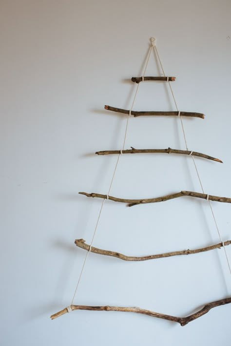 Branch Christmas Tree, Christmas Tree At Home, Driftwood Christmas Tree, Stick Christmas Tree, Wall Christmas Tree, Flocked Christmas Trees Decorated, Branch Tree, Alternative Christmas, Alternative Christmas Tree