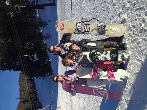 Snowboard Family, Snow Boarding, Dream Future, Family Goals, Photo Op, Snowboarding, Snowboards