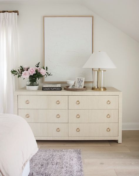 Style A Dresser, Dresser Styling, Dresser Decor Bedroom, Wide Dresser, White Dresser, Dresser Decor, Bedroom Dressers, Flipping Furniture, My New Room