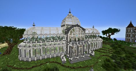 Royal Victorian Greenhouse Minecraft Project #greenhousedesigndiy Greenhouse Minecraft, Greenhouse Attached To House, Minecraft Greenhouse, Greenhouse Design, Victorian Greenhouse, Victorian Greenhouses, Green House Design, Minecraft House Plans, Minecraft Farm