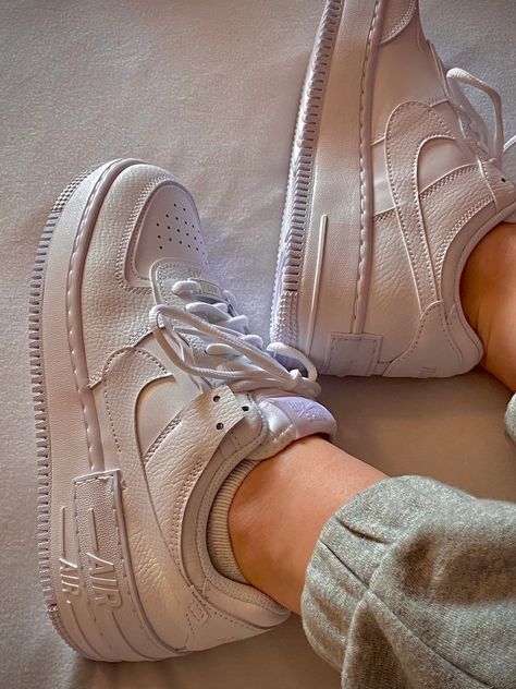 Nike Air Force Shadow, Sneakers Trendy, Nike Air Force 1 Shadow, Air Force 1 Shadow, Tenis Nike, Shoe Wishlist, Nike Air Force Ones, Turkish Fashion, Adidas Campus