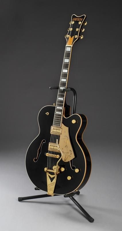 Icons of Music / Gretsch Black Falcon Gretsch Guitar, Black Falcon, Sg Guitar, Jackson Guitars, Guitar Obsession, Guitar Photography, Prs Guitar, Cool Electric Guitars, Guitar Girl