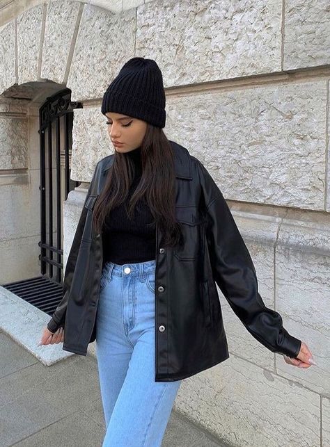 Leather Shacket Outfit, Black Leather Jacket Outfit, Leather Shacket, Shacket Outfit, Leather Jacket Outfits, 90s Fashion Outfits, Looks Black, Causual Outfits, Chic Clothes