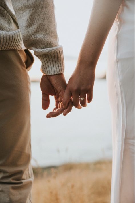 Kissing Hand Engagement Photo, Engagement Photos Of Hands, Hand Holding Engagement Photos, Holding Hands Engagement Pictures, Engagement Photos Detail Shots, Engagement Photos Backdrop, Engagement Photos Focus On Ring, Engagement Photo Poses Blanket, Engagement Pic Inspiration