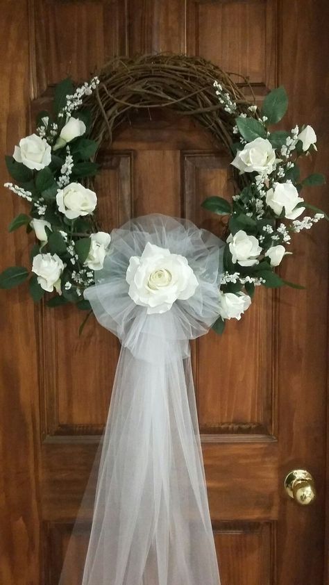 Bridal Shower Wreaths For Front Door, Wedding Wreaths For Door, Wedding Door Decorations, Wedding Door Wreaths, Wreaths Wedding, Lilac Wedding Bouquet, Outdoor Wreath, Wedding Doors, Front Door Wreaths