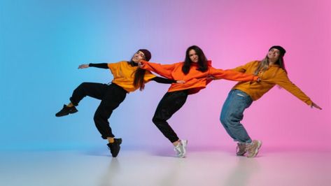 Why to Make Music video? All You Want to Know Hip Hop Dance Photography, Hip Hop Dance Poses, Dancing Poses, Dance Background, Dance Picture Poses, Group Dance, Colorful Gradient, Learn To Dance, Stylish Clothes