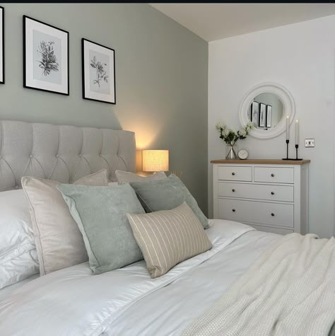 Farrow Ball Cromarty, Soft Green Bedroom, Green Bedroom Colors, Greens And Neutrals, Light Green Bedrooms, Mint Bedroom, Sage Bedroom, Neutral Cushions, Sage Green Bedroom