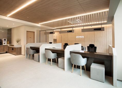 Bank Office Design Interiors, Bank Design Interior, Bank Office Design, Bank Interior Design, Bank Interior, Bank Office, Banks Office, Lounge Interiors, Office Interior Design Modern