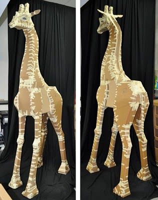 Corrugated cardboard structure for Nesse the 9-foot paper mache Giraffe. Wow...so much better than mine! Paper Mache Giraffe, Paper Mache Projects, Paper Mache Animals, Paper Mache Clay, Folding Origami, Cardboard Sculpture, Paper Mache Sculpture, Paper Mache Art, Paper Mache Crafts