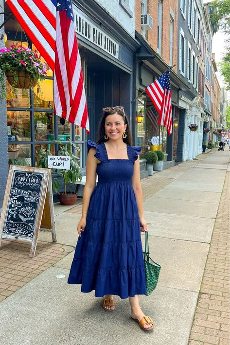 Hill House Dresses, Modest Summer Dress Outfits, Hill House Outfits, Hillhouse Nap Dress, Blue Maxi Dress Outfit Casual, Blue Modest Outfit, Nap Dress Outfit, Blue Maxi Dress Outfit, Hill House Nap Dress