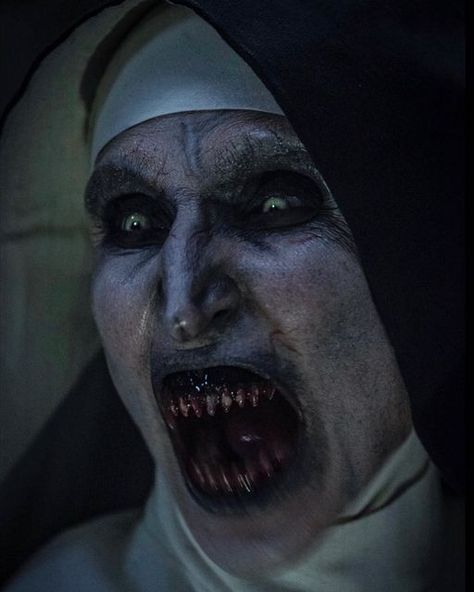 Valak Conjuring, Valak The Conjuring, Conjuring Nun, The Nun Valak, Dark Sister, Conjuring 2, Conjuring Universe, Movie Killers, Lorraine Warren