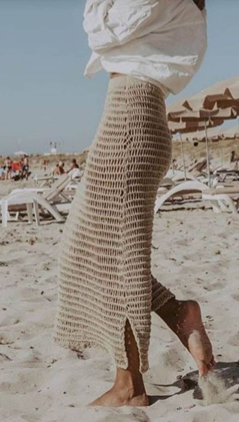 Crochet Pants Beach, Crochet Dress Coverup, Crochet Skirt Aesthetic, Vacation Crochet, Crochet Skirt Outfit, Crochet Fishnet, Fishnet Skirt, Aesthetic Swimsuit, Skirt Aesthetic