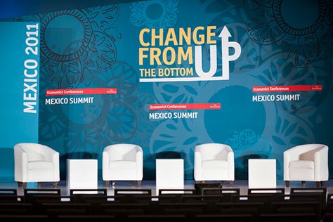 "Mexico Summit" Stage/set design on Behance Corporate Stage Design, Summit Stage, Work Event Ideas, Conference Stage, Texture Combination, Press Wall, Stage Backdrop Design, Festive Backdrop, Event Identity