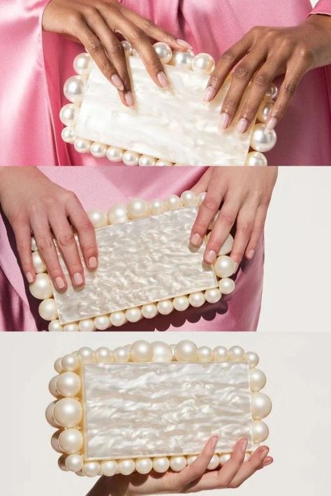 Resin Clutch, Resin Bag, Pearl Clutch, Diy Wall Art Decor, Pearls Diy, Potli Bags, Diy Purse, Box Clutch, Beaded Handbag