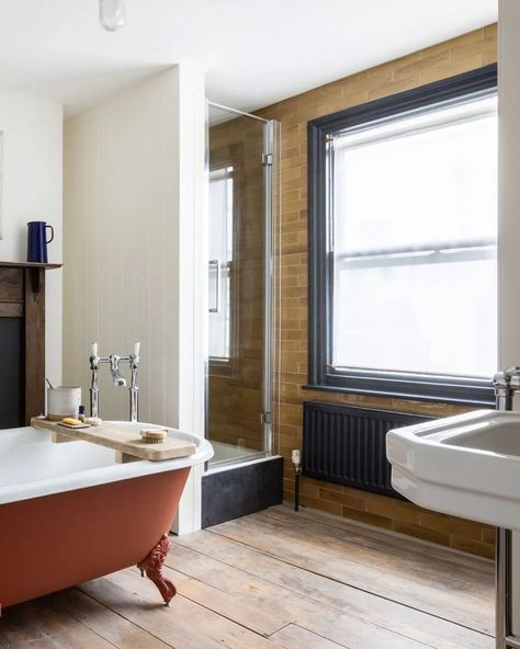 There's nothing like the timeless elegance of a roll-top bath to elevate your relaxation game 🛀 Tidy Street, Brighton 2 bed, 1 bath £675,000 - £725,000 Available now 🔗 . . . #rolltopbath #bathroomdesign #bathroominspo #timelessdesign #brightonhomes #estateagent #estateagentphotography #homeinspo #forsale Bath In Middle Of Bathroom, Free Standing Bath In Bedroom, Rolltop Bath, Bathroom 2025, Freestanding Baths, Brighton Houses, Bedroom With Bath, Bathroom Upstairs, Roll Top Bath