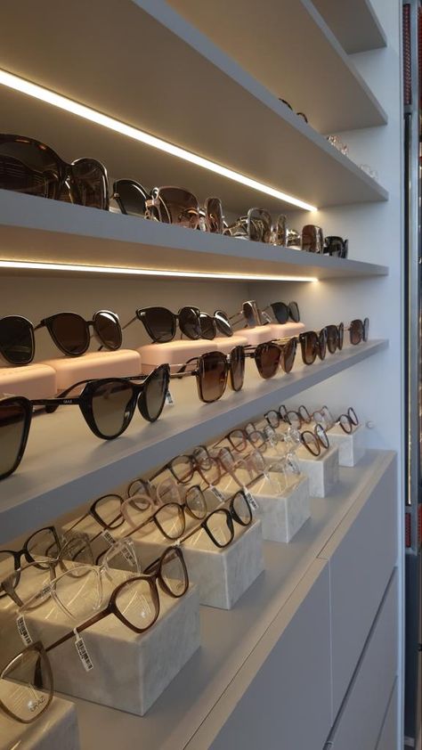 Eyewear Shop Design, Sunglasses Wall, Eyewear Photography, Optometry Office, Sunglasses Stand, Glass Store, Sunglasses Display, Clinic Interior Design, Store Layout