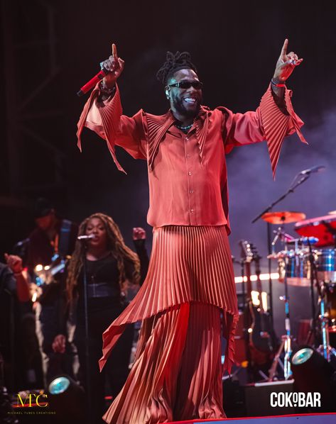 Burna Boy Makes A Resounding Fashion Statement In Concert: Wearing An SS23 Robert Wun Paragon | BN Style Burna Boy Outfits, Gunna Concert Fits Men, Burna Boy Aesthetic, Burna Boy Concert Outfit, Soul Dress Robert Wun, Burna Boy Concert, Burns Boy, Edgy Updo, Robert Wun