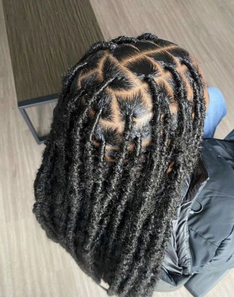 Faux Locs In Ponytail, Fake Locks Hairstyle, Fake Locs Hairstyles, Fake Hair Braids, Hair Expo, Hair Braid Patterns, Black Ponytail Hairstyles, Faux Locs Hairstyles, Cute Braided Hairstyles