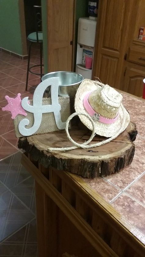 Cowgirl Decorations, Horse Themed Party, Baby Shower Gifts For Guests, Cowboy Theme Party, Baby Boy 1st Birthday Party, Cowgirl Birthday Party, Cowboy Theme, Cowgirl Birthday, Pink Cowgirl