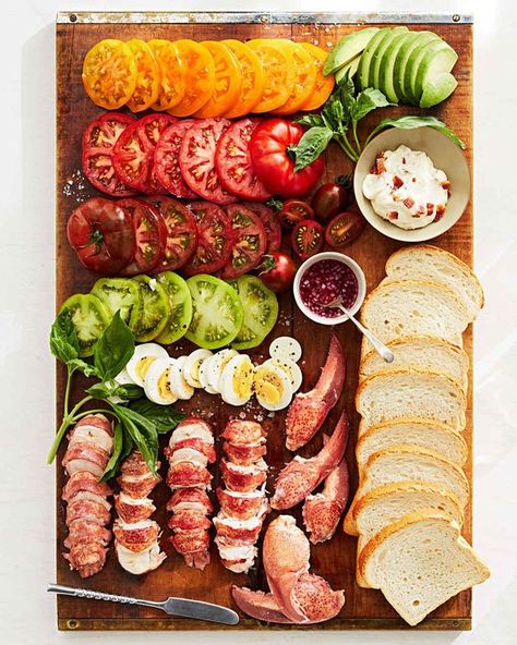 Seafood Boil Party Decorations, Lobster Blt, Lobster Sandwich, Seafood Broil, Tomato Sandwiches, Seafood Bisque, Paella Recipe, Poached Chicken, Shellfish Recipes