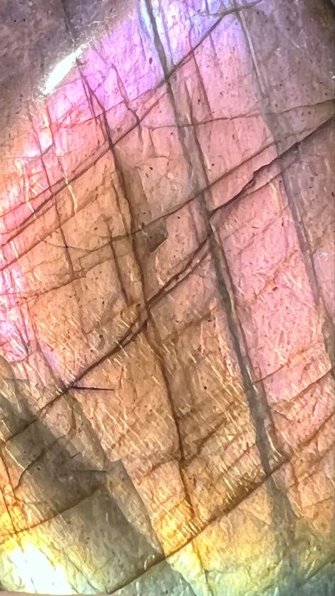 Labradorite Wallpaper, Labradorite Background, Crystals Wallpaper Iphone, Crystal Iphone Wallpaper, Crystals Wallpaper, Best Ipad, Wallpaper For Iphone, Purple Labradorite, Ipad Wallpaper