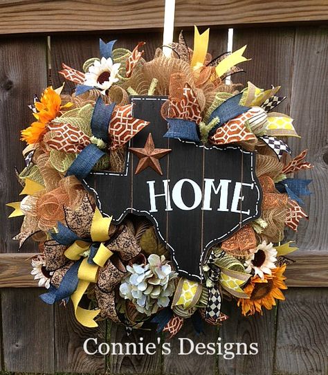 A big Texas Home wreath by Connie's Designs Western Wreaths, Wreaths Design, Making Mesh Wreaths, Burlap Mesh Wreath, Home Wreath, Cross Wreath, Wall Wreath, Rag Wreath, Summer Wreaths