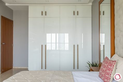 white wardrobe design-glossy hinged door-metallic handles White Wardrobe Designs, White Wardrobe Bedroom, Wardrobe Laminate, Hinged Wardrobe, Wardrobe Laminate Design, Sliding Door Wardrobe Designs, Laminate Design, Wall Wardrobe Design, Wall Wardrobe