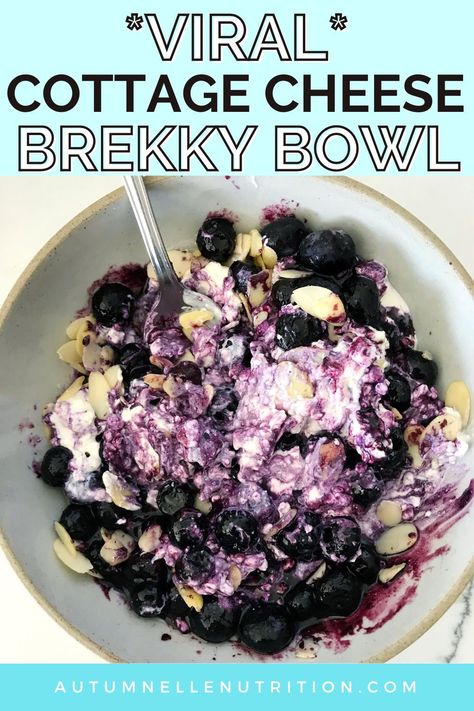 My Absolutely Viral Blueberry Cottage Cheese Bowl Recipe Baked Potato With Cottage Cheese, Cottage Cheese Oatmeal Recipes, Blended Cottage Cheese Breakfast, Thm Cottage Cheese Recipes, Cottage Cheese Blueberry Toast, Cottage Cheese Peaches, Breakfast Ideas For Gut Health, Cottage Cheese Yogurt Bowl, Weight Watchers Cottage Cheese Bowls