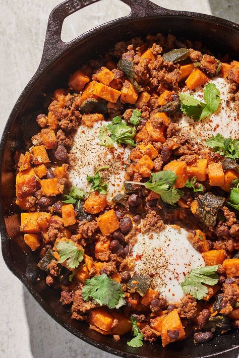 sweet potato and poblano skillet. — michelle mcglinn Spiced Sweet Potatoes, Poblano Chili, Poblano Peppers Recipes, Potatoes Crispy, Potato Skillet, Roasted Poblano Peppers, Roasted Poblano, Sweet Potato Skillet, Homemade Tortilla Chips