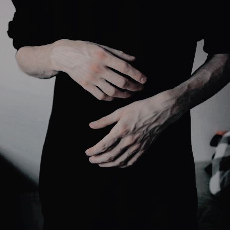 Hand Veins, Rabastan Lestrange, Hand Reference, Pretty Hands, Anatomy Reference, Shadowhunters, His Hands, Steven Universe, Dark Aesthetic