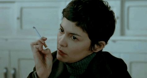 11 Struggles For Girls With Short Hair Audrey Tautou Hair, Pixie Back View, Pixie Back, Girls With Short Hair, Audrey Tautou, Long Pixie, Pixie Styles, Love Fitness, Cute Cuts