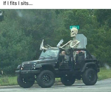 If it fits I sits Pose Skeleton, Skeleton Pics, Life Size Skeleton, Halloween Party Decor Diy, Halloween Outside, Custom Jeep Wrangler, Jeep Ideas, Skeleton Illustration, Old Tractor