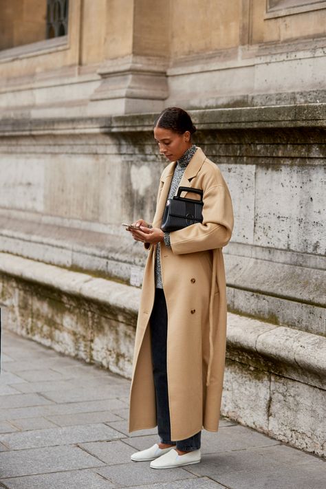 Paris Street Style Spring 2020 DAY 6 | The Impression Long Trench Coat Outfit Street Styles, Flowy Trench Coat, Street Lifestyle, Long Coat Outfit, Paris Street Style Spring, Curated Closet, Camel Coat Street Style, Trench Coat Outfit, Minimalist Capsule Wardrobe