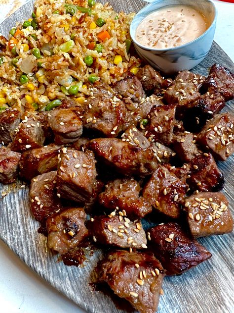 Easy Hibachi, Carnivore Meals, Hibachi Steak, Hibachi Recipes, Steakhouse Recipes, Spaghetti With Ground Beef, Wyse Guide, Steak And Rice, Boiled Chicken Breast