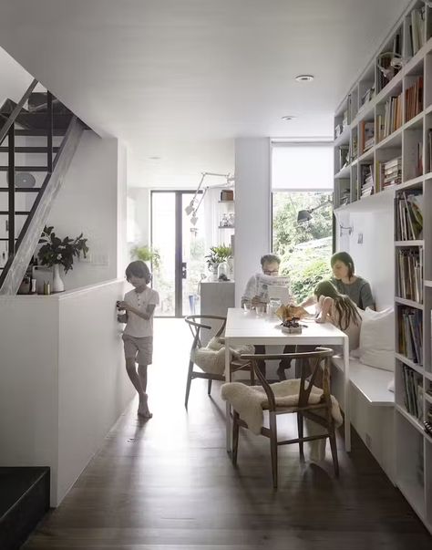 An 11-Foot-Wide Row House in Brooklyn Grows Up to Make Room For a Young Family - Dwell Brooklyn House, Wood Parquet Flooring, Hardwood Floors Dark, Modern Renovation, City Office, Casa Exterior, Storey Homes, Row House, Little House