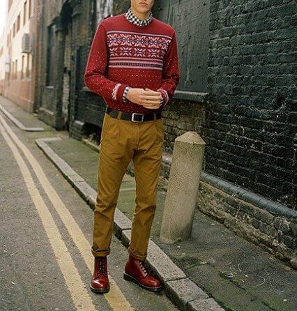 How To Style Classic Doc Martens - OnPointFresh Red Dr Martens Outfit Men, Doc Martens Outfit Fall Men, Red Martens Outfit, Dr Martens Red Boots Outfit, Cherry Red Doc Martens Outfit, Red Dr Martens Outfit, Red Doc Martens Outfit, Dr Martens Boots Mens, Cherry Red Doc Martens