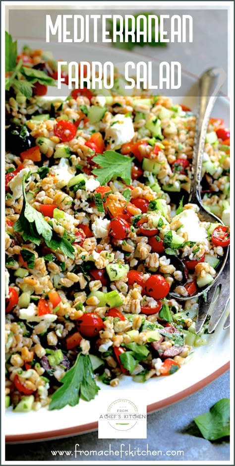 Greek Vegetables, Farro Salad Recipes, Farro Recipes, Mediterranean Diet Recipes Dinners, Feta Cheese Salad, Easy Mediterranean Diet Recipes, Farro Salad, Grain Salad, Mediterranean Salad