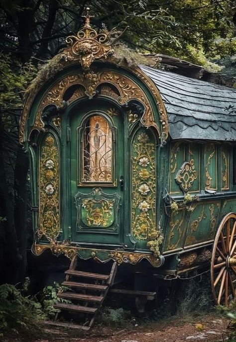 Dark Maximalist, Cottage Tiny House, Fairytale House, Caravan Interior, Bar Inspiration, Vintage Caravans, Deco Boheme, She Sheds, Fantasy House