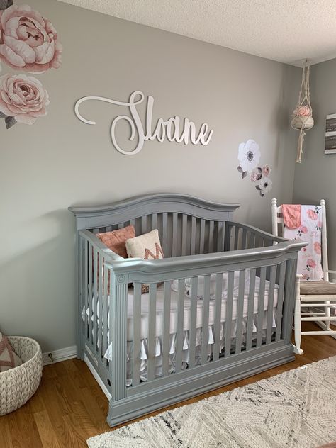 Baby Girl Nursery Grey Crib, Grey Crib Nursery Girl, Grey Crib Nursery, Teen Bedroom Inspiration, Gray Nursery Girl, Girl Strollers, Pink Baby Room