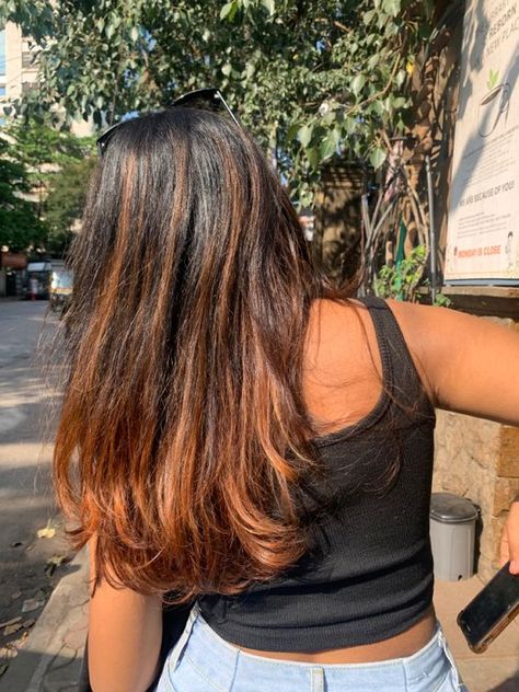 Highlights Brown Hair Indian Skin, Highlights Colour Shades, Hair Colour For Long Hair Highlights, Haircolour For Brown Girl, Highlight For Brown Skin, Brown Hair Coloured Streaks, Hair Colour Ideas Indian Skin, Brown Hair Colour Ideas Highlights, Hair Color Ideas For Indians