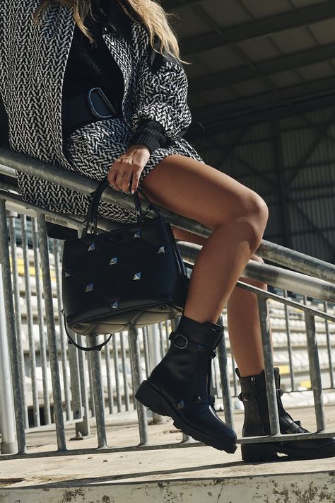 Valentino set, Valentino Garavani boots and roman stud handbag Must Have Shoes, Studded Handbag, Barbara Bui, Vanessa Bruno, Red Valentino, Missoni, Fall Outfit, Fashion Photo, Valentino Garavani