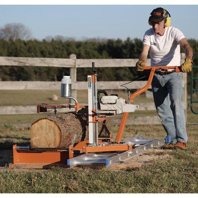 Portable Chainsaw Mill, Christmas Woodworking, Ladder Diy, Outdoor Woodworking Projects, Woodworking Design, Chainsaw Mill, Woodworking Cabinets, Woodworking Shop Layout, Woodworking Storage