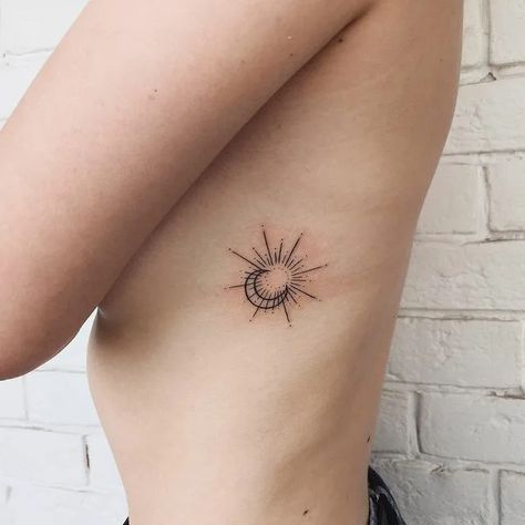 Sun Tattoo On Collar Bone, Sun And Moon Tattoo Ribs, Eclipse Tattoo, Luna Tattoo, Name Tattoos On Wrist, Wrist Tattoo Designs, Rib Tattoos For Women, Hippie Tattoo, Small Pretty Tattoos