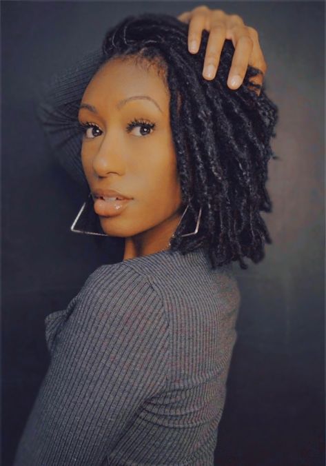 Layered Locs, Bob Locs, Locks Hairstyles, 31 Birthday, Loc Goals, Women With Dreadlocks, Loc Ideas, Loc Nation, Curly Locs